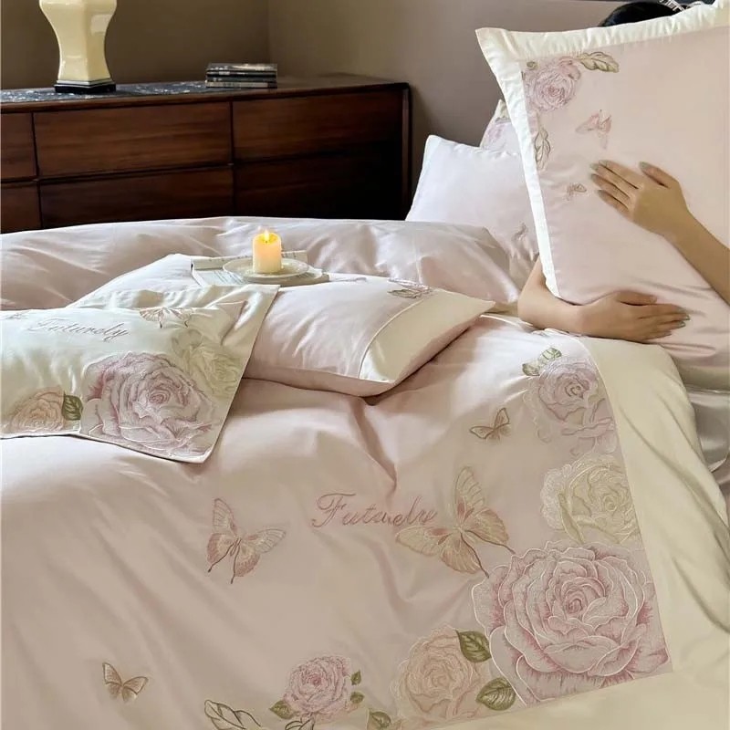 Set di biancheria da letto in  - Home Textiles Premium recensione e prezzo